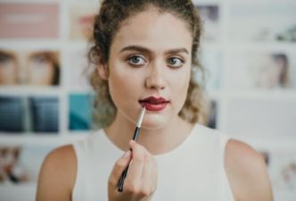 Read Should Christian teens wear makeup?